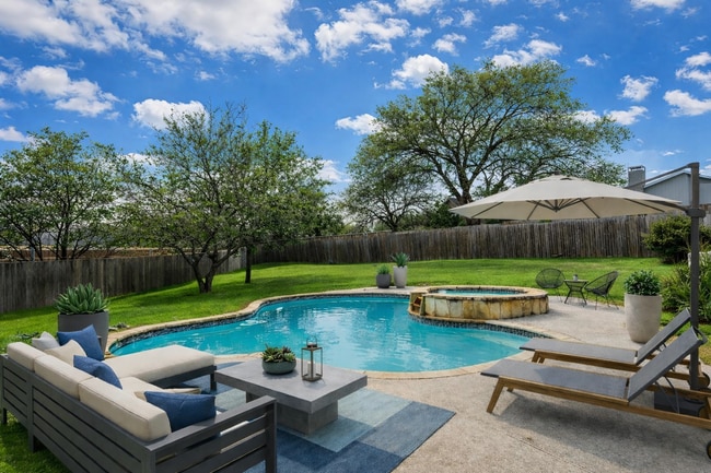 Building Photo - 4 Bedrooms | 2 Bathrooms | 2-Car Garage | Pool | Park-Front Living