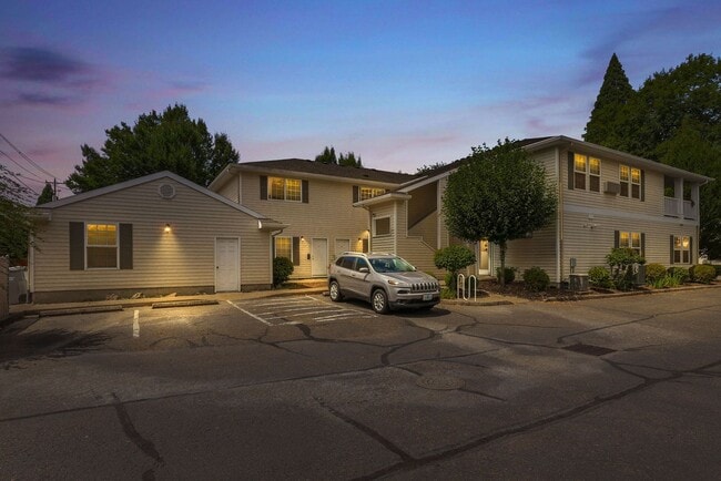 Luxury Loft Apartment- Downtown Canby - Luxury Loft Apartment- Downtown Canby Unit 565