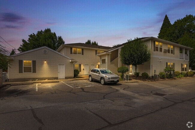 Building Photo - Luxury Loft Apartment- Downtown Canby Unit 565