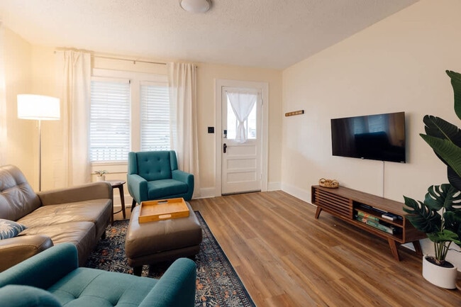 Photo - 217 Highland Ave Unidad ID1397956P