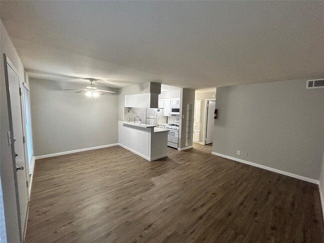 Photo - 1401 Kipling St Apartment Unit 14