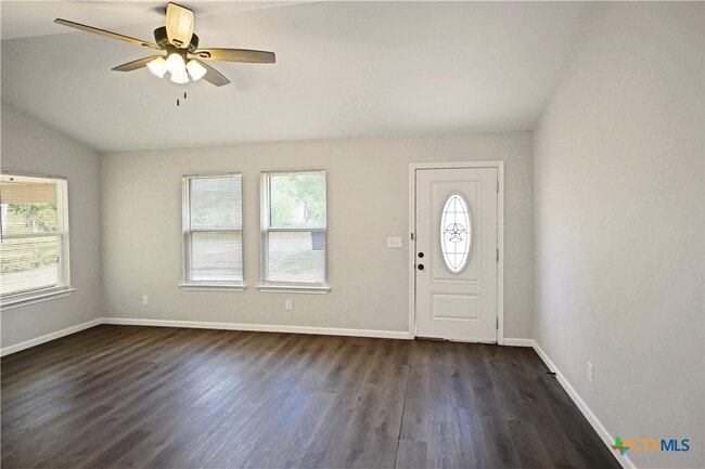 438 Forshage Blvd