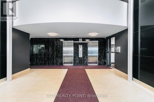 Photo - 10 Shallmar Blvd Unité 811