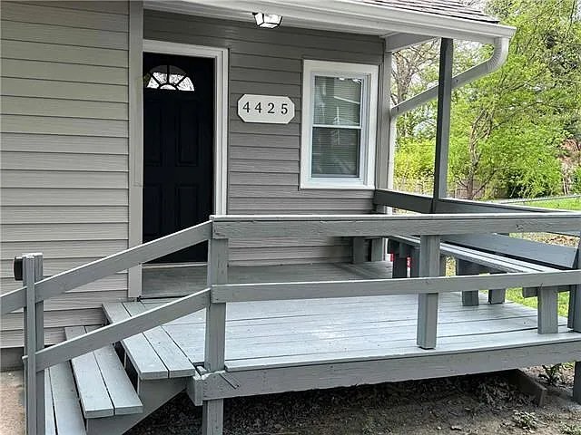 Photo - 4425 S Cottage Ave