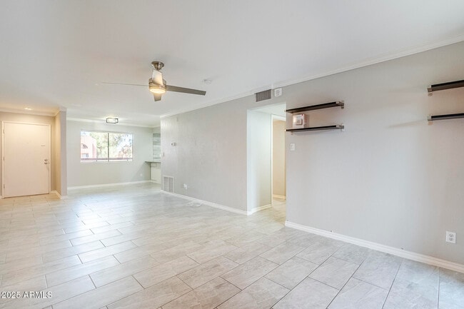 Photo - 4303 E Cactus Rd Unit 302