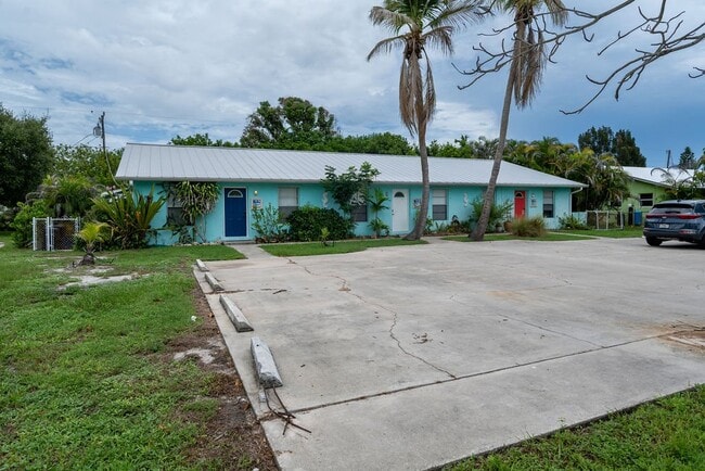 Photo - 8623-8623 SE Lyons Rd Unit 8615 Lyons Rd