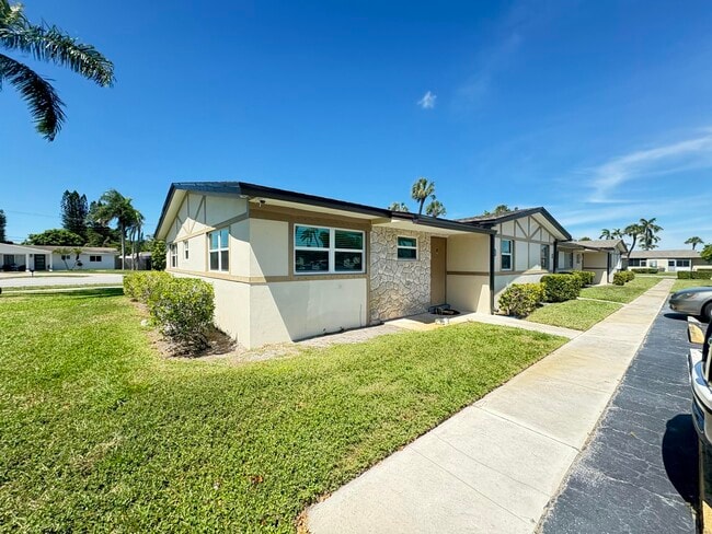 Building Photo - 2765 Ashley Dr W Rental