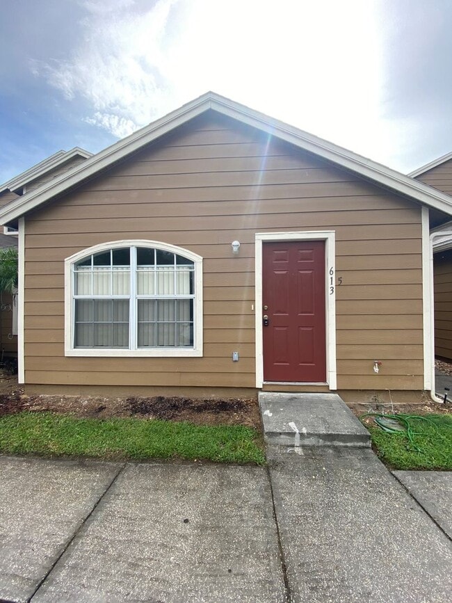 Building Photo - 613 Coconut Palm Way Unit LO