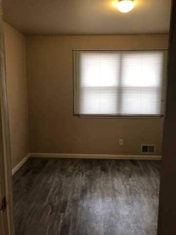 Building Photo - 804 N Anderson St Unit Main