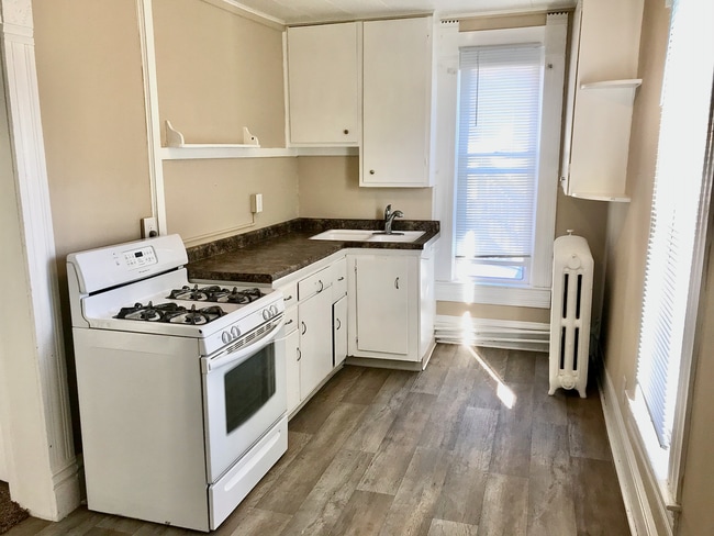 2820 Cottage Grove Ave Unit 2820-04