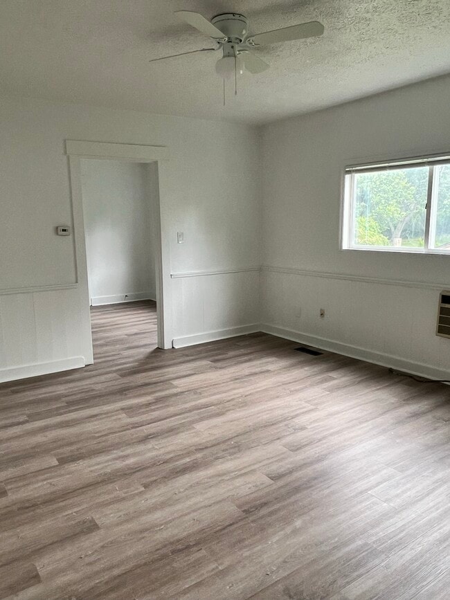 Photo - Single Family House in Kettering