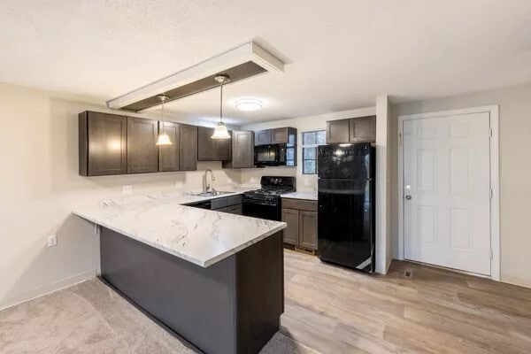 Photo - Wellington Hill