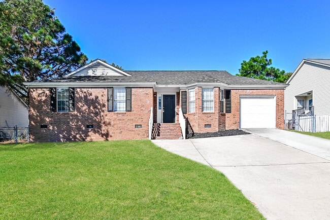 Building Photo - 208 Tamara Way