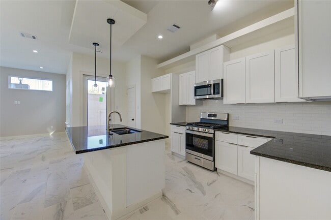 Photo - 2930 El Fenice Ln