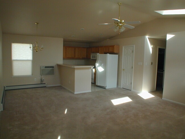 Photo - House For Lease