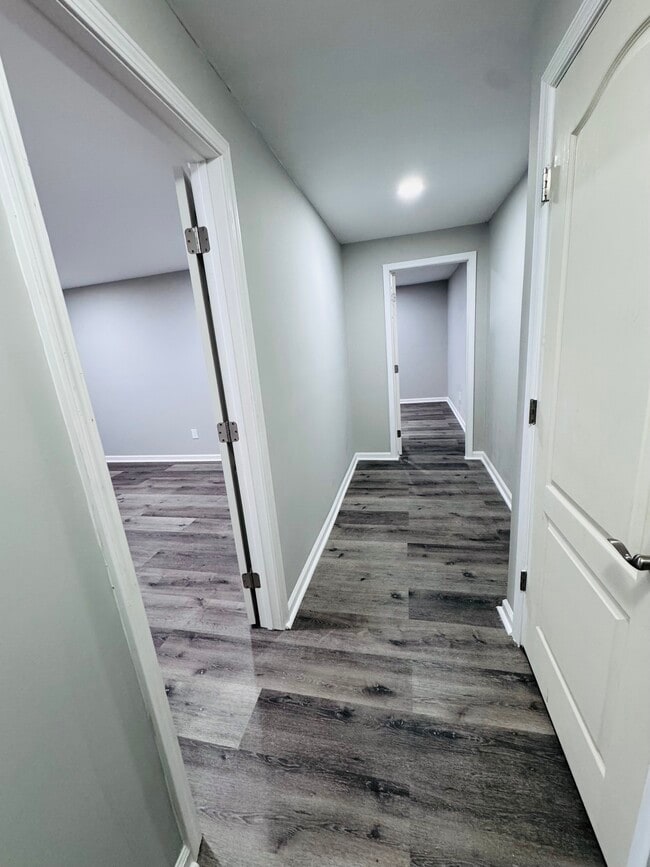 Photo - 32 Wagoneers Ln