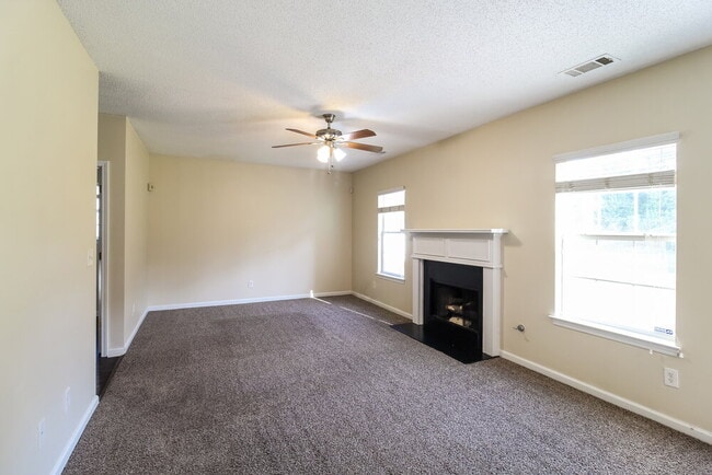 824 Brisley Cir