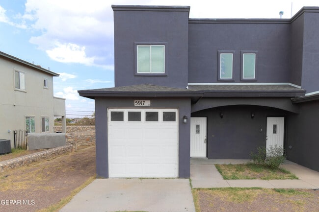 Building Photo - 5917 Cielo Del Rey Pl