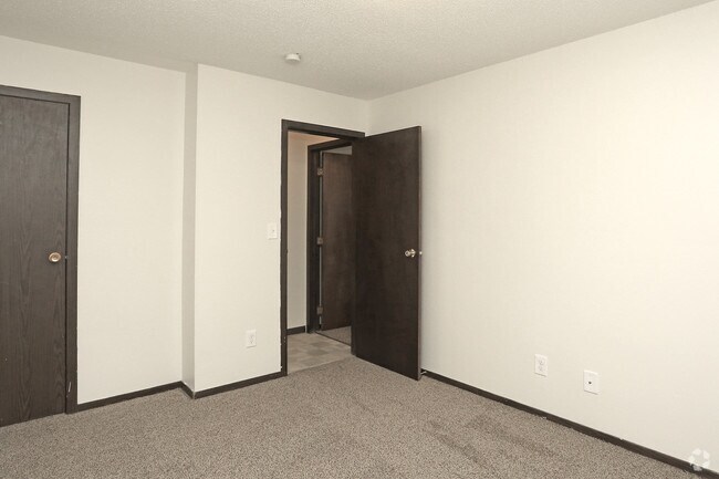 Photo - Waseca Manor