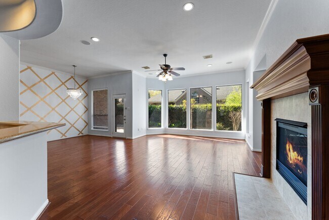 Photo - 31 N Warbler Bend Cir