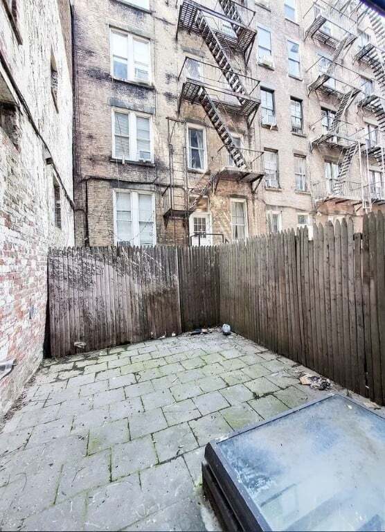 53 Leroy St Unit 1D