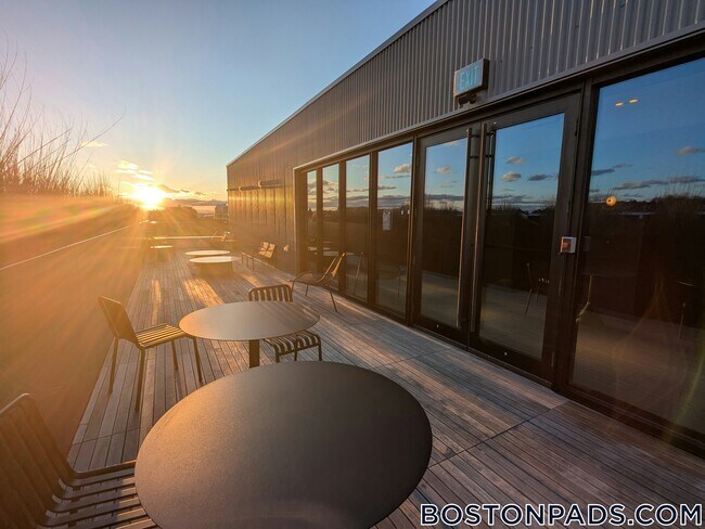 Photo - 55 Brighton Ave Unidad 408