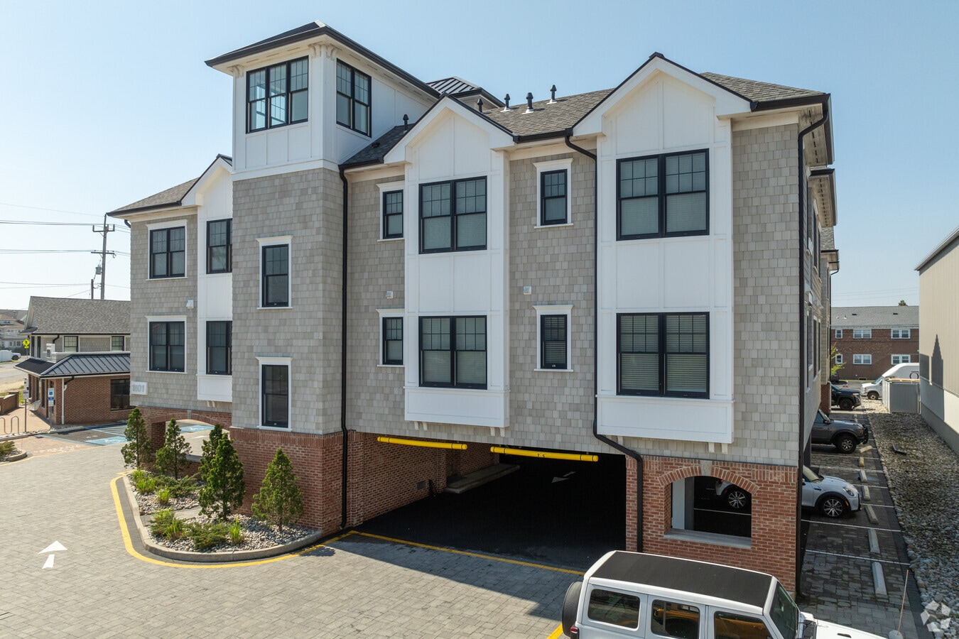 Building Photo - Point Beach Lofts
