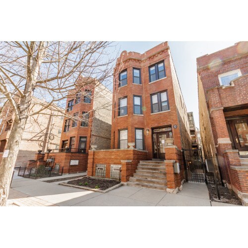 Building Photo - 2317 W Iowa St Unit GF Rental