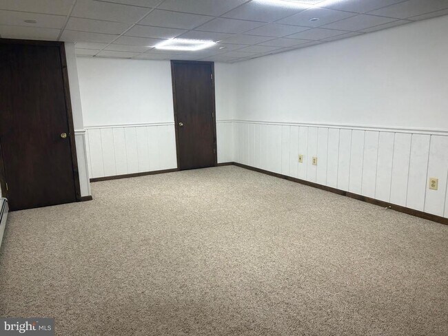 Photo - 2066 Bridge Rd