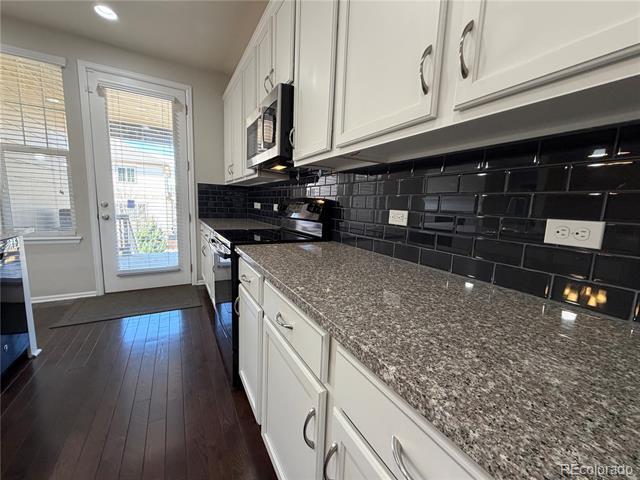 Photo - 5015 S Wenatchee St