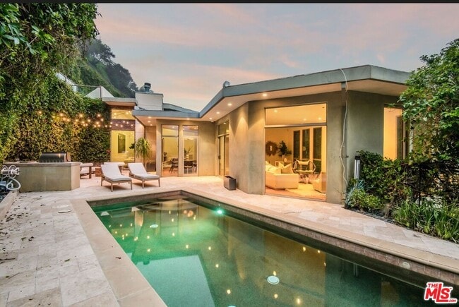 Building Photo - 3685 Mandeville Canyon Rd Rental