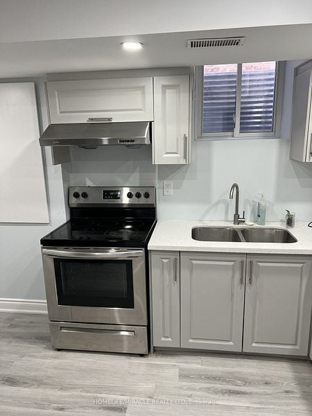 Photo - 7547 Saint Barbara Blvd