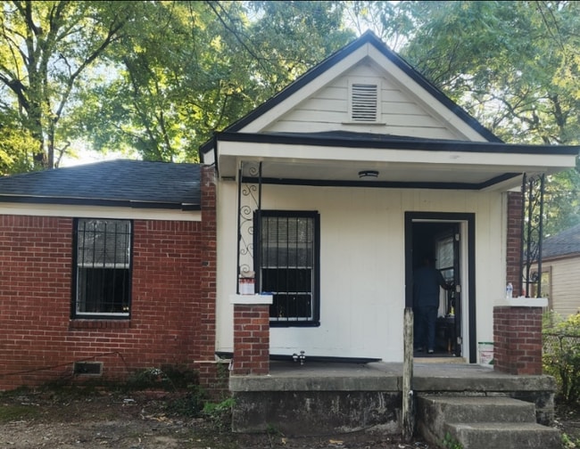 Building Photo - 791 Hanley St Rental