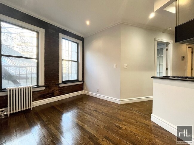 Photo - E 13TH ST. Unit 3F