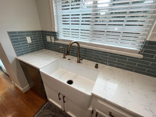 Photo - 15925 El Pajaro Ct