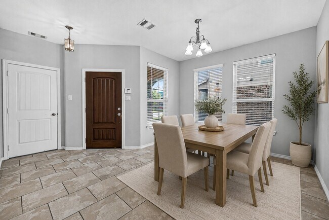 Photo - 1326 Seagler Pond Ln