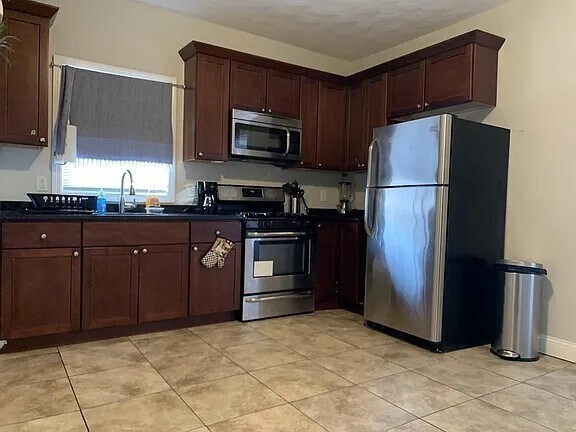 Photo - 104 Bow St Unidad 1L