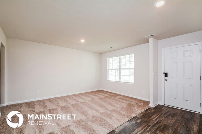 Photo - 505 Turning Lk Dr