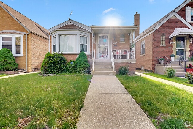 Building Photo - 6750 S Kedvale Ave Rental