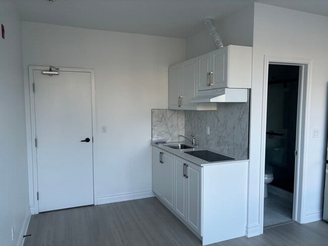 Photo - 334 Donlands Ave