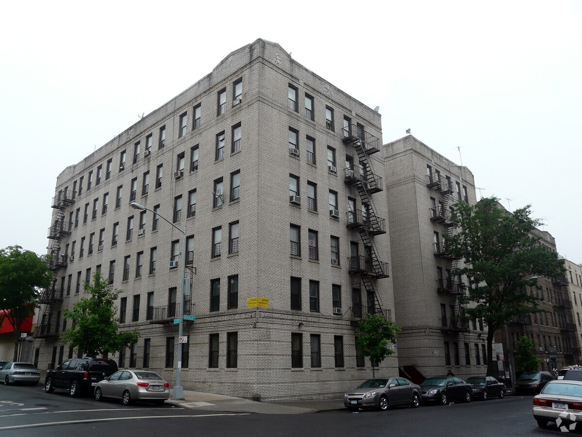 3569 Dekalb Ave - 3569 Dekalb Ave