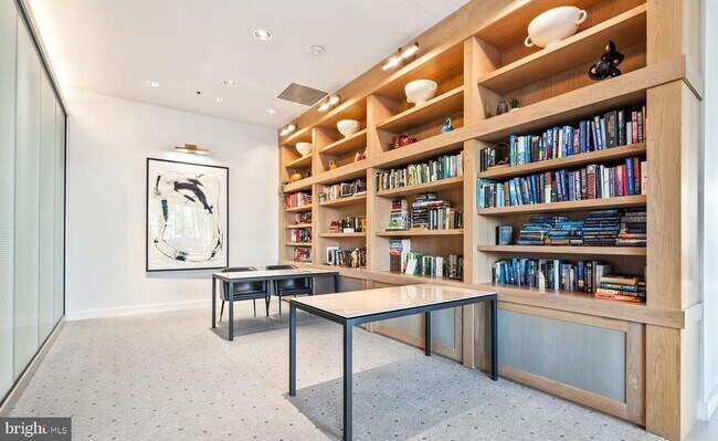 Photo - 5750 Bou Ave Unidad 1014