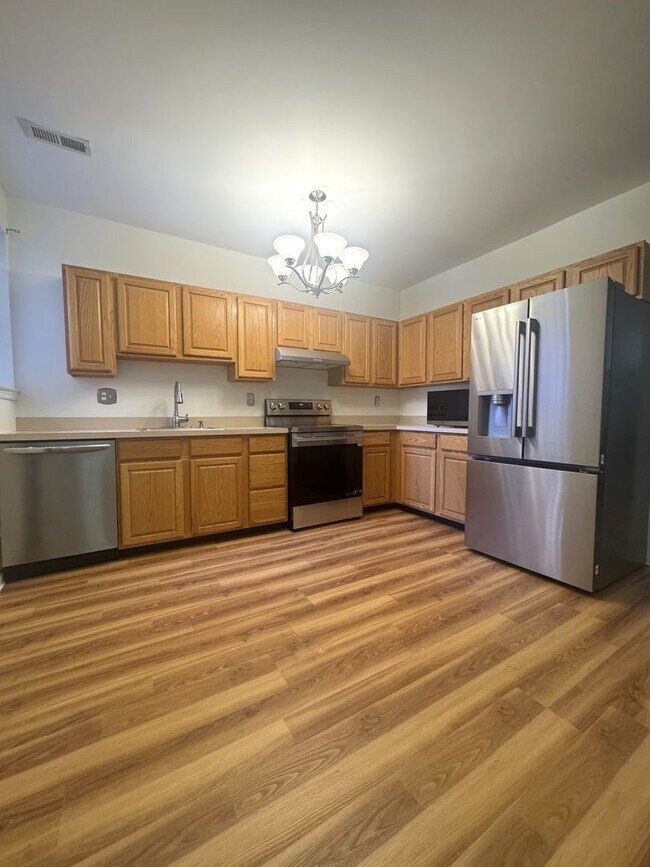 Photo - 3BR/1.5BA Historic Townhouse in the Heart of Shaw with Parking