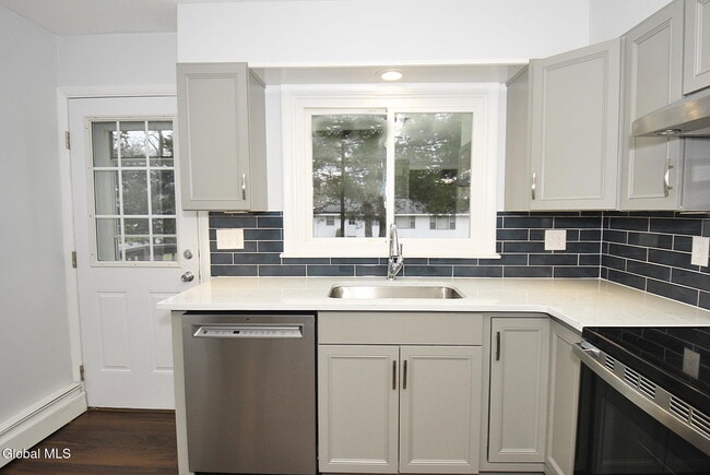 Photo - 49 Delafield Dr