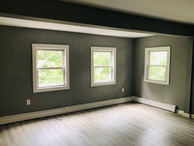 Photo - 40 Prospect St Unidad First Floor