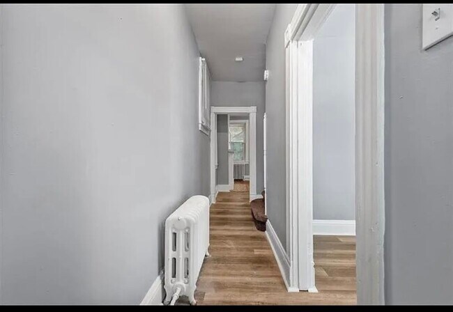 Photo - 147 Moultrie St