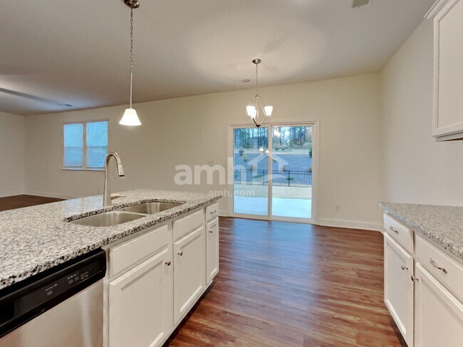 Photo - 112 Ashton Dr