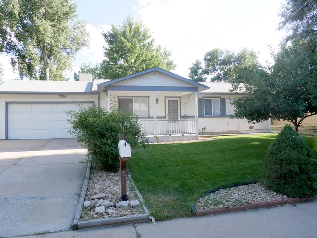 Photo - 12900 E Arkansas Dr House
