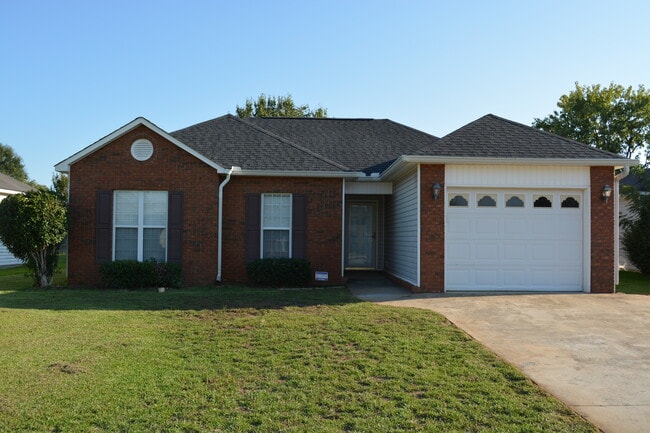 Photo - 204 Tyson Glen Dr