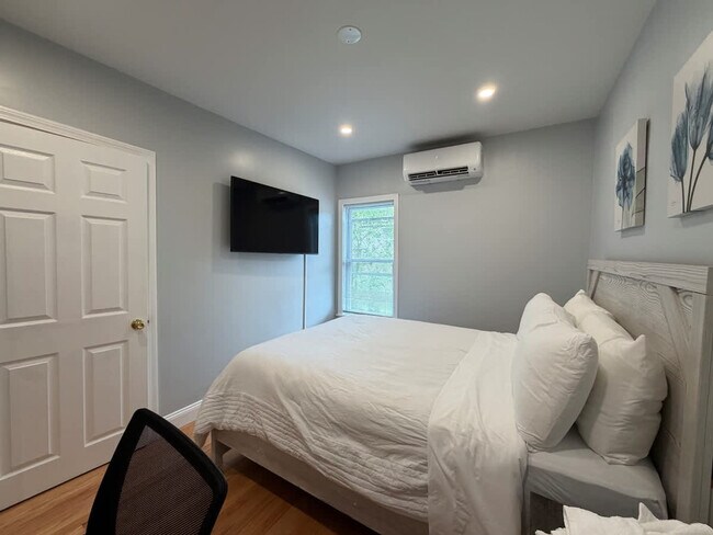 16 Gates St Unit SI FL1-ID1593869P